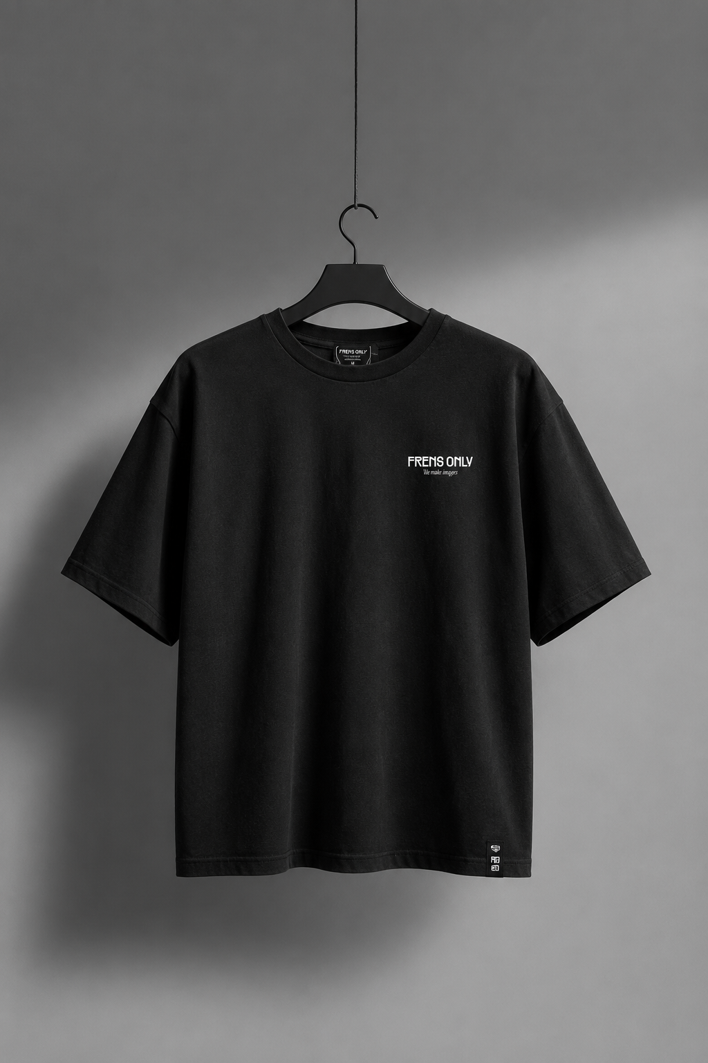 Frens de Frens tee front